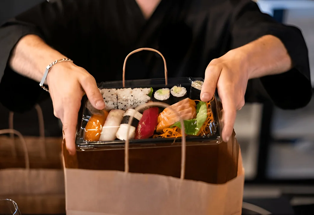 Chez Peluche Vente De Sushis A Binic Etables Sur Mer A Emporter